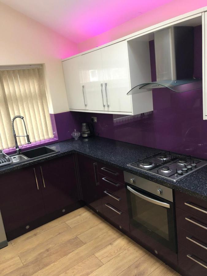 Big Room Rusholme With Tv And Private Bathroom-Parking&Wifi Manchester Luaran gambar