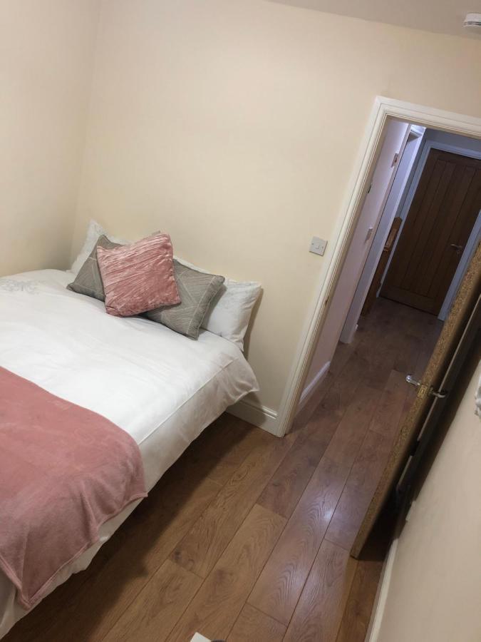 Big Room Rusholme With Tv And Private Bathroom-Parking&Wifi Manchester Luaran gambar