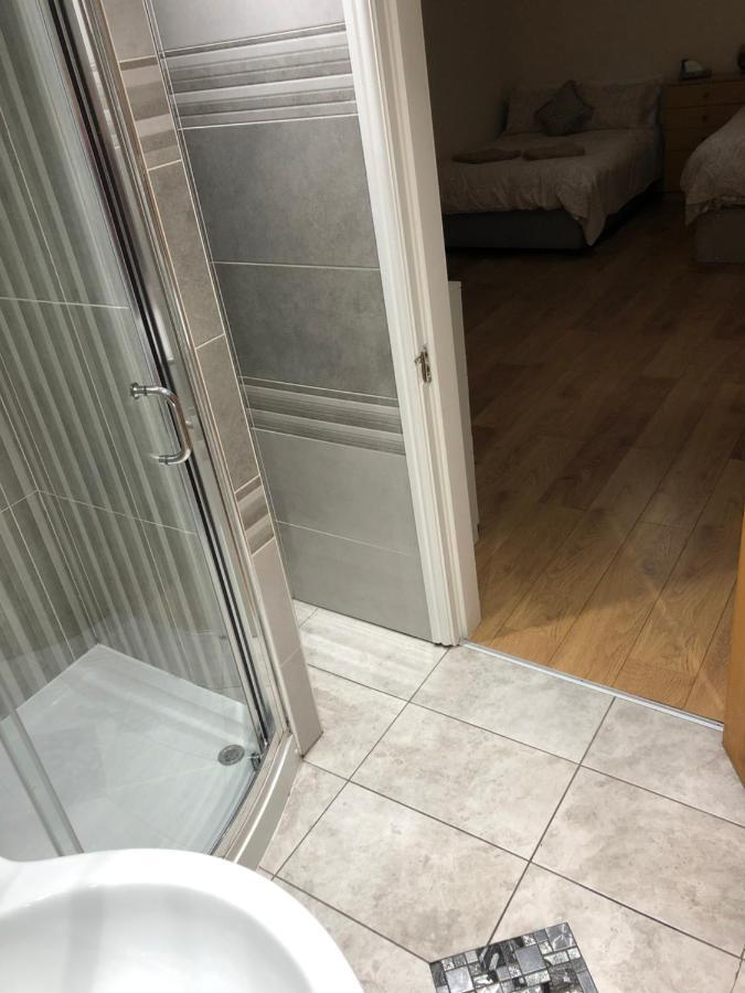 Big Room Rusholme With Tv And Private Bathroom-Parking&Wifi Manchester Luaran gambar