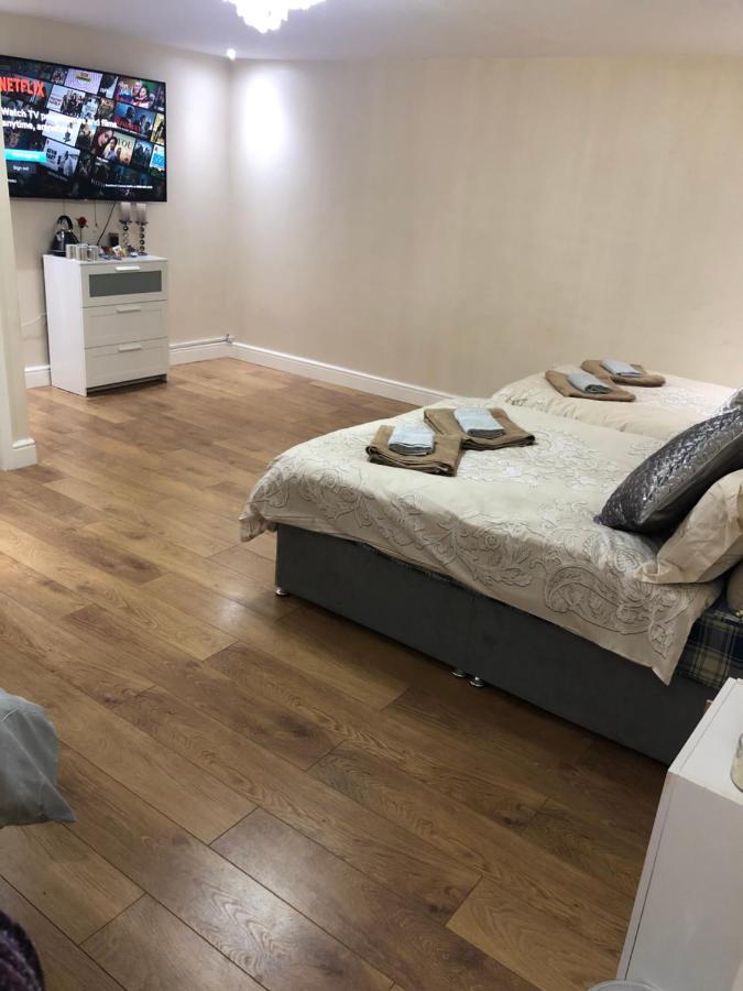 Big Room Rusholme With Tv And Private Bathroom-Parking&Wifi Manchester Luaran gambar