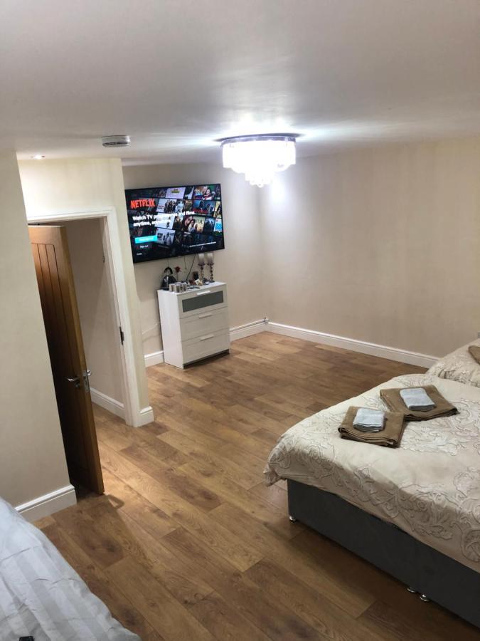 Big Room Rusholme With Tv And Private Bathroom-Parking&Wifi Manchester Luaran gambar
