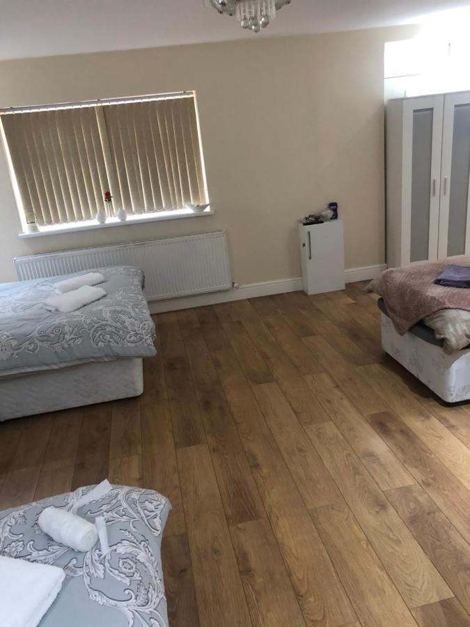 Big Room Rusholme With Tv And Private Bathroom-Parking&Wifi Manchester Luaran gambar
