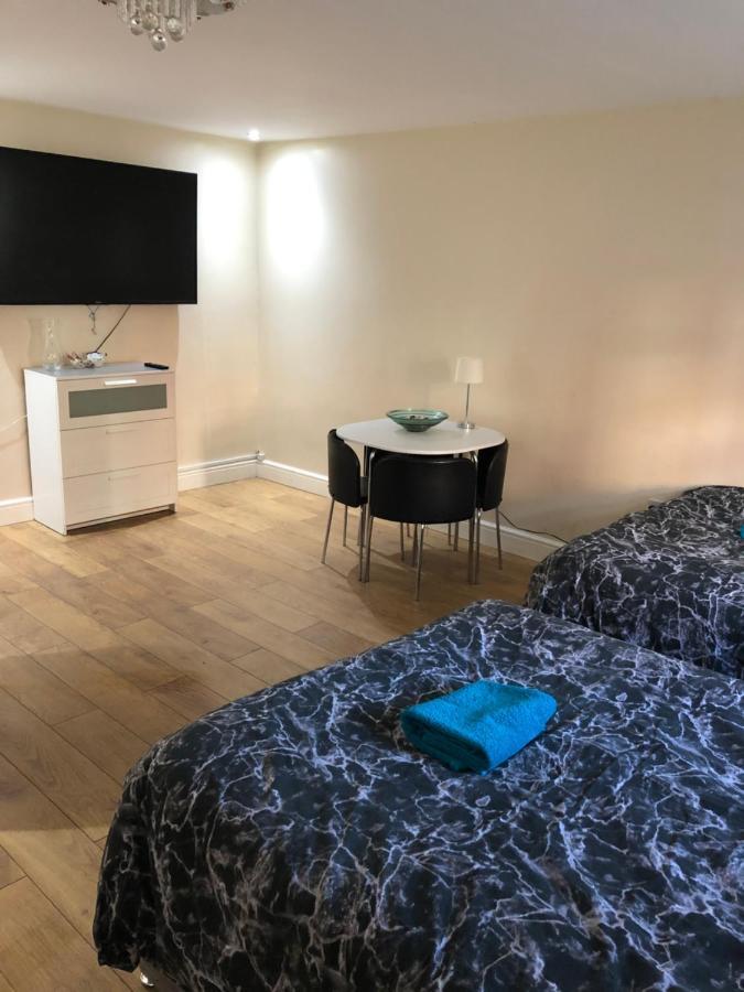 Big Room Rusholme With Tv And Private Bathroom-Parking&Wifi Manchester Luaran gambar