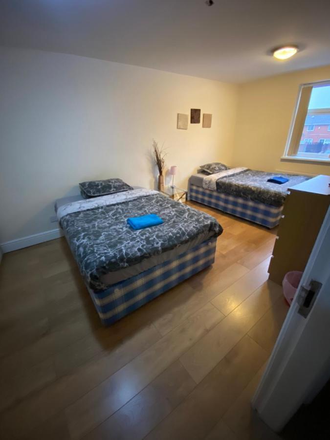 Big Room Rusholme With Tv And Private Bathroom-Parking&Wifi Manchester Luaran gambar